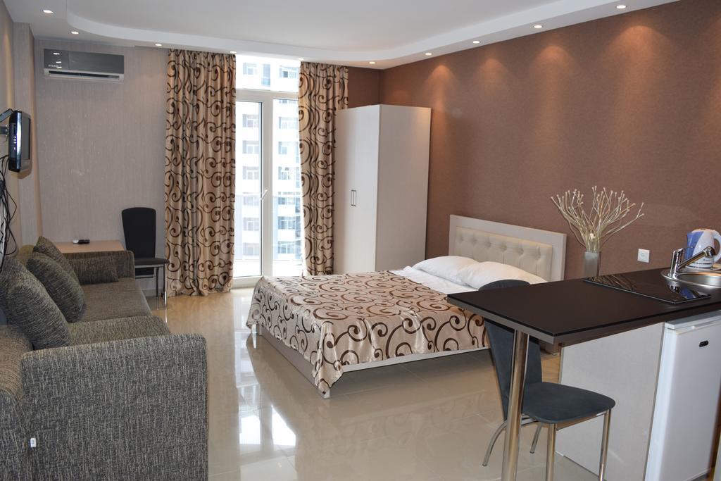 Aparthotel In Orbi Sea Towers Batumi Exterior photo